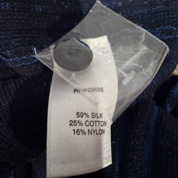 Pendleton Silk Blend Cardigan Petite Large Navy Blue Geometric V Neck NWT - Picture 7 of 8